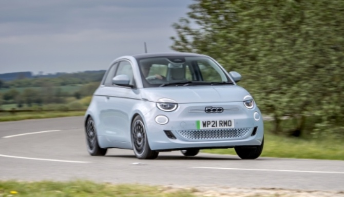 New 500 scoops Best Electric City Car title at inaugural EcoCar Electrified Top 50 Awards