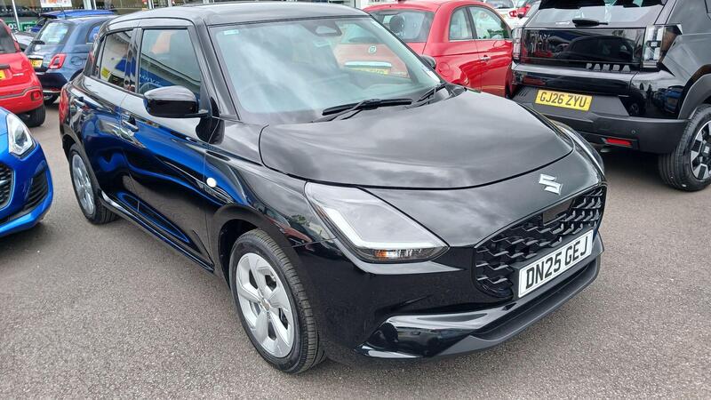SUZUKI SWIFT