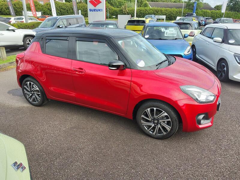 SUZUKI SWIFT