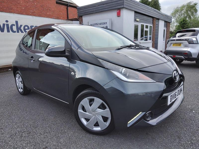 TOYOTA AYGO