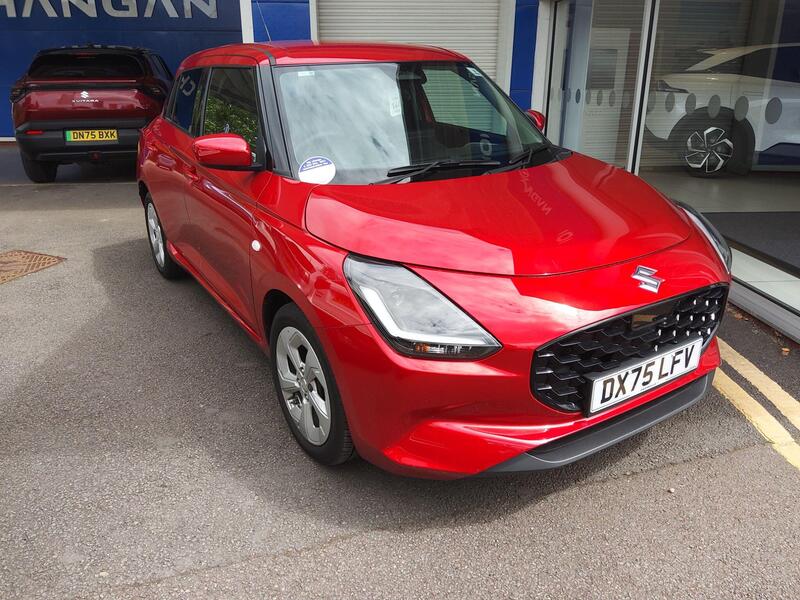 SUZUKI SWIFT